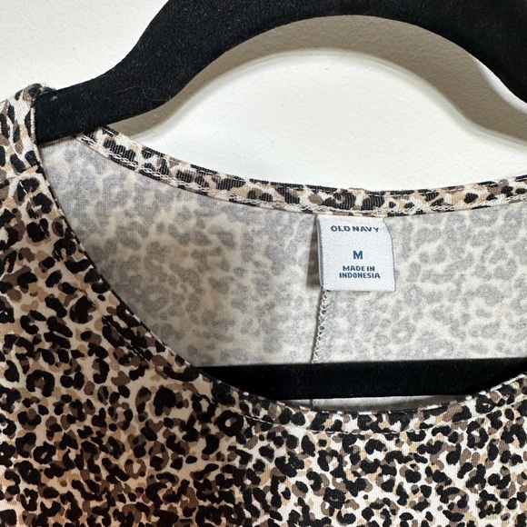 Old Navy | Animal Print Long Sleeve Swing Dress | Size M | Lightweight & Flowy - Picture 4 of 5